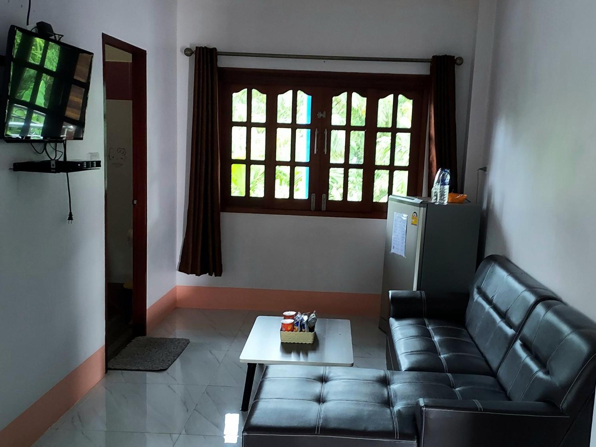 Khwahol Guesthouse Don Sak Exterior foto